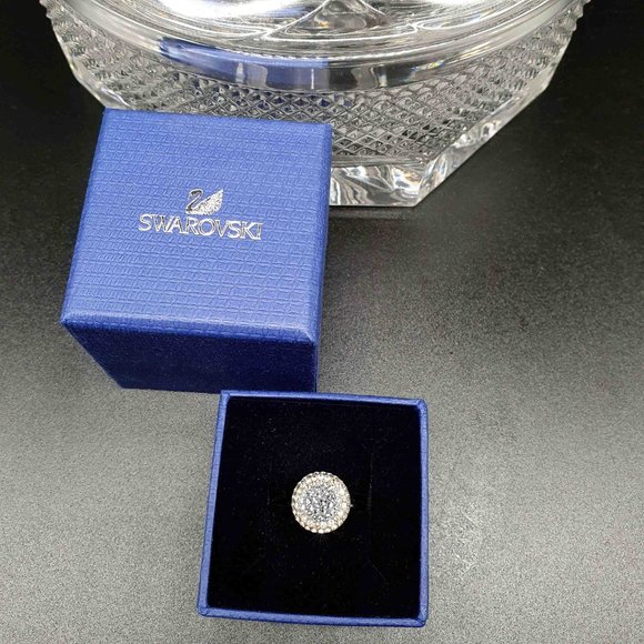 💜Signed Swarovski Pave Ring - Picture 3 of 4